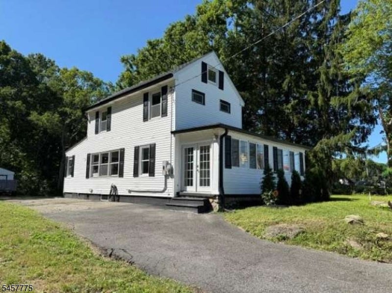 48 Old Budd Lake Rd — photo