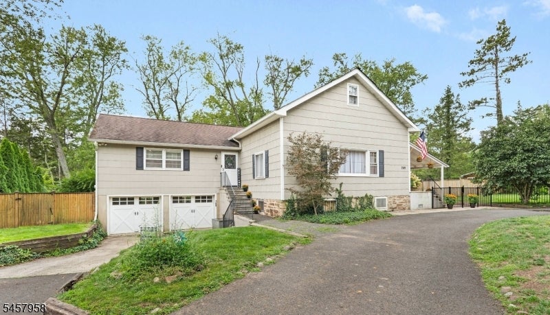 769 Chimney Rock Rd — photo