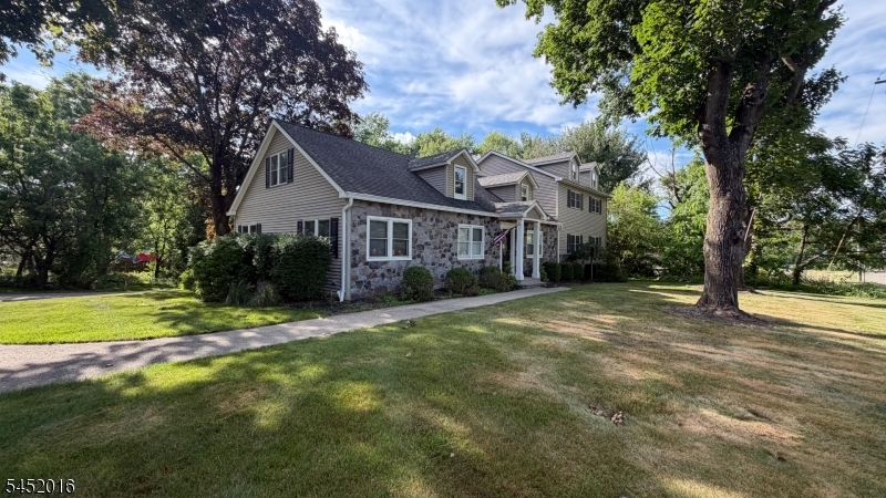 205 Route31 — photo