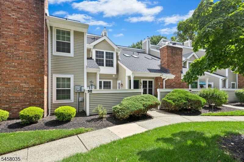 342 Greenbriar-6 — photo