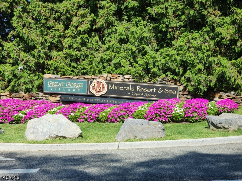 5 Red Lodge Dr Unit 6 6 — photo