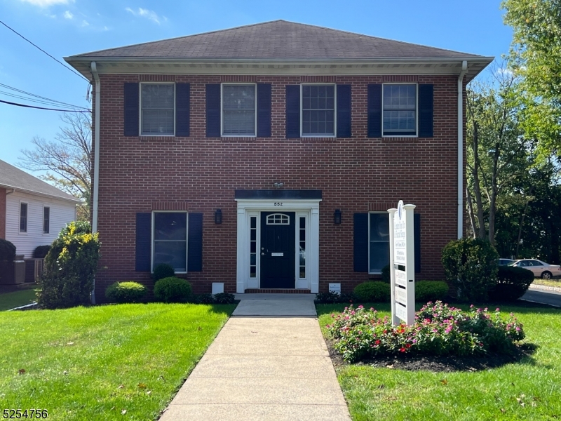 552 Westfield Avenue — photo