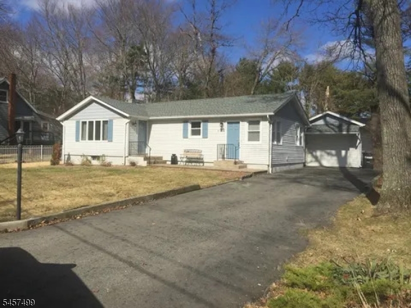 21 Cottonwood Court — photo