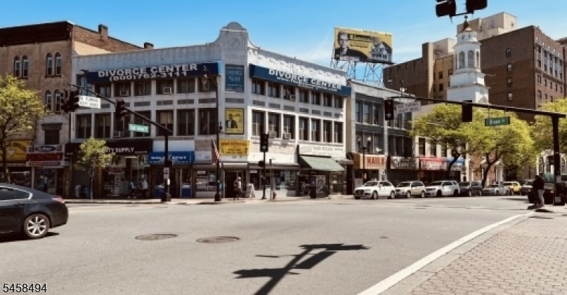101-103 Broad St 2 Fl - B — photo