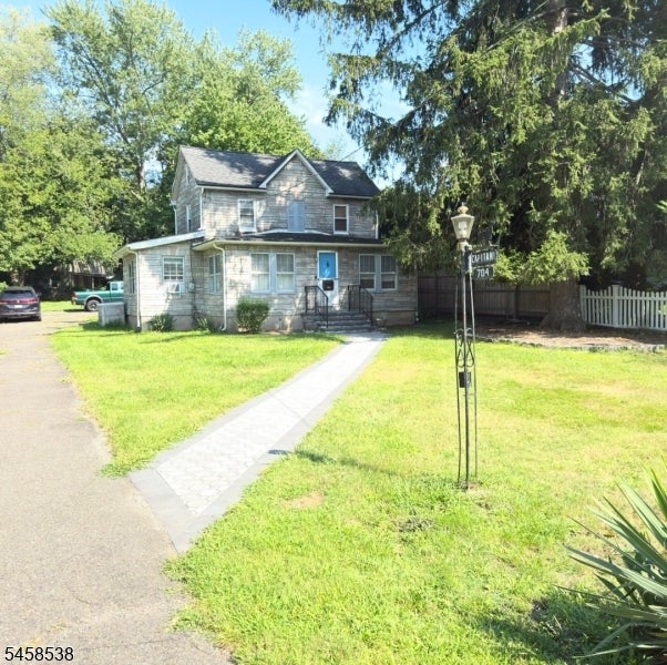 704 Franklin Tpke — photo