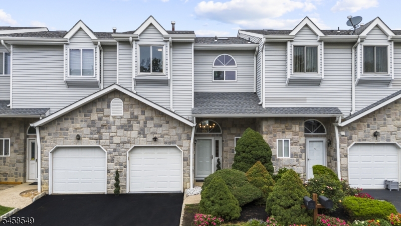4 Lee Lee Lane — photo