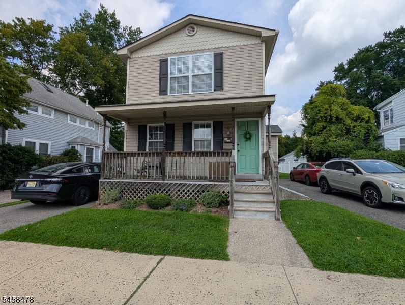 25B Lathrop Avenue — photo