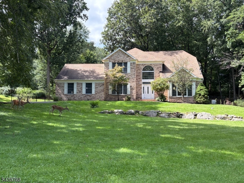 30 Carriage House Road — photo