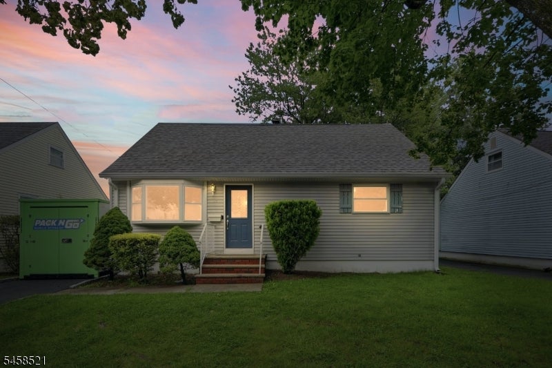 32 Merkel Dr — photo