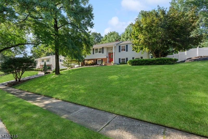 73 Brandon Ave — photo