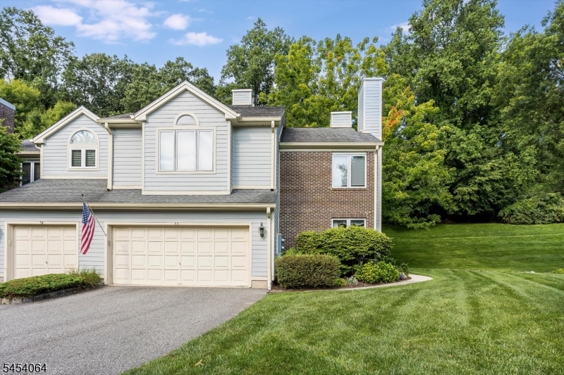52 Jesse Court — photo