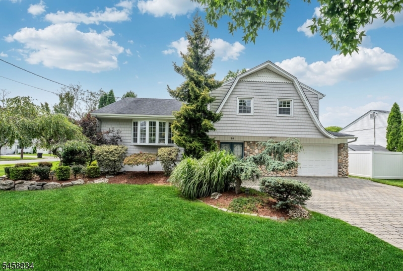 14 Aspen Court — photo