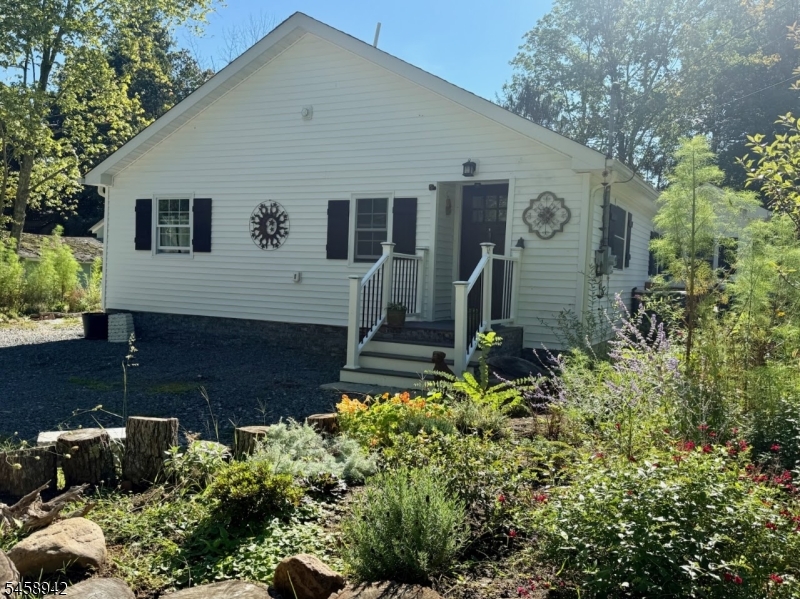 63 Bauer Road — photo