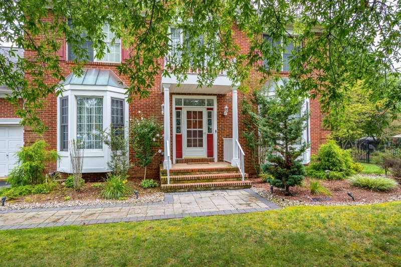 8 Mcbride Way — photo