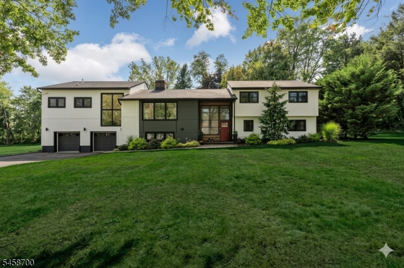 6 Donsen Lane — photo