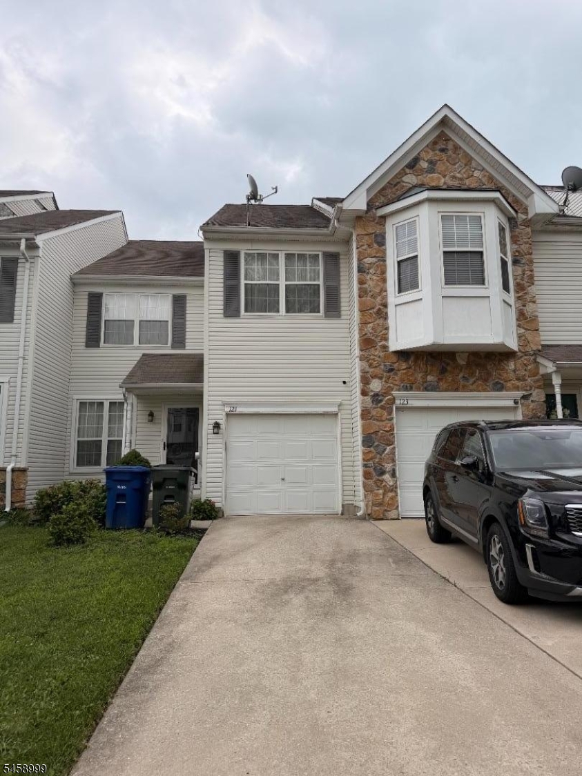 121 Threadleaf Terrace — photo