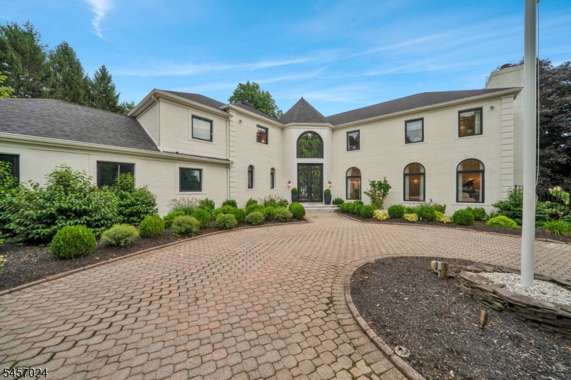 5 Abbington Way — photo