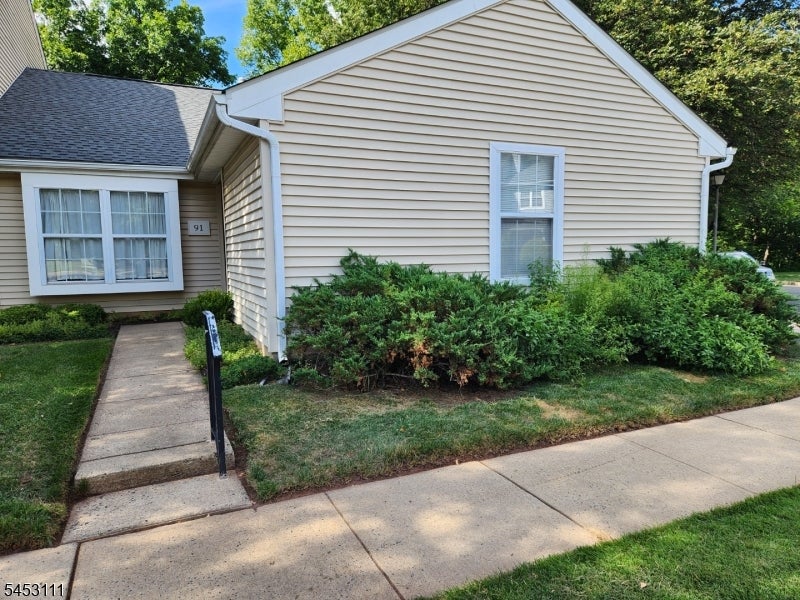 91 Stonehedge Ct 91 — photo
