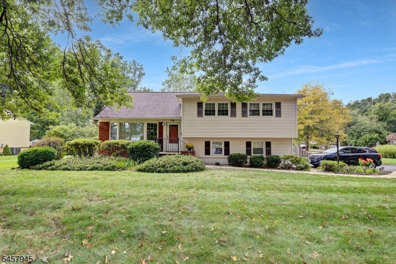 32 Gordon Pl — photo