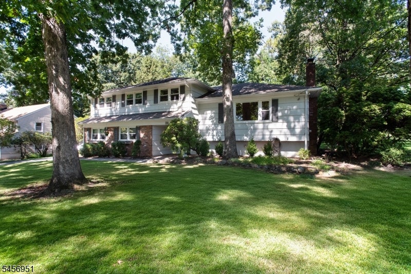 35 Rock Road West — photo