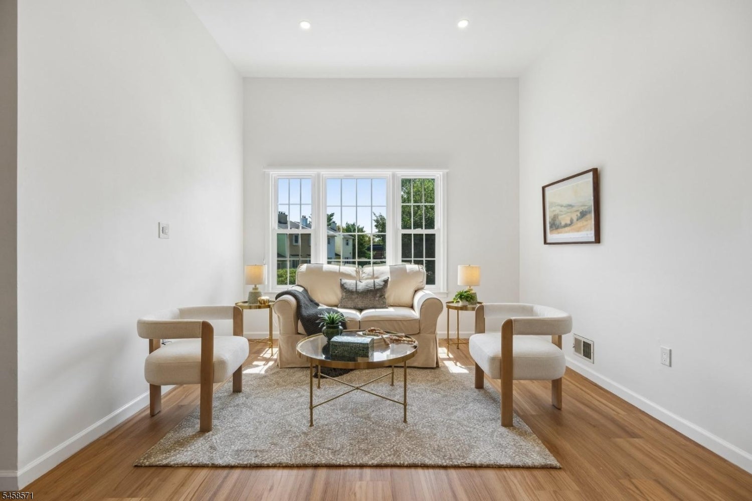 103 Park Ave B5 — photo