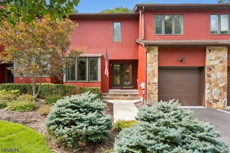 23 Butternut Dr — photo