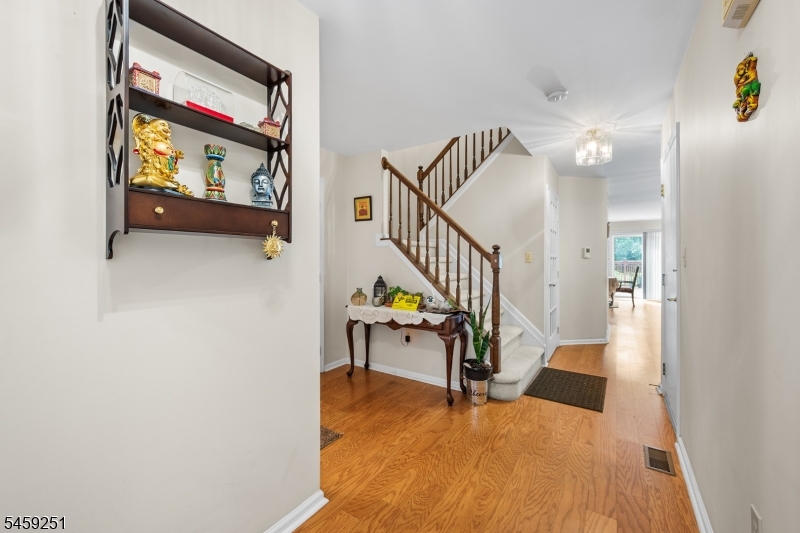 75 CASTLETON ROAD, PRINCETON NJ 08540 — photo 3