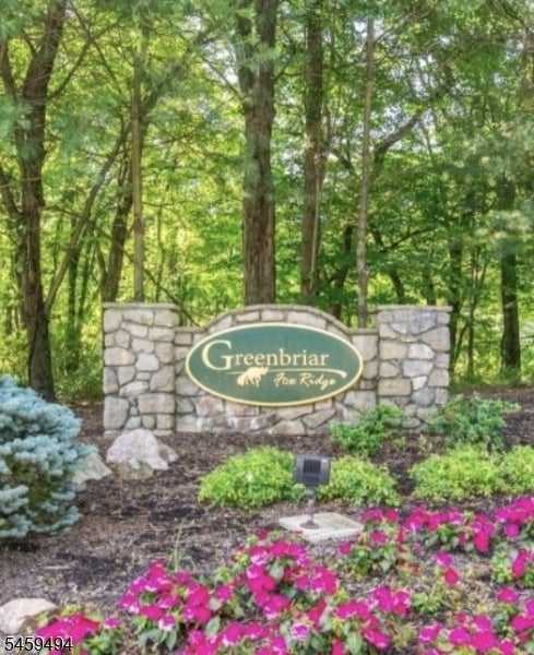 2207 Pierce Ln 2207 — photo