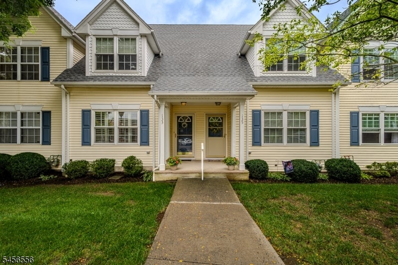 133 Town Center Dr — photo