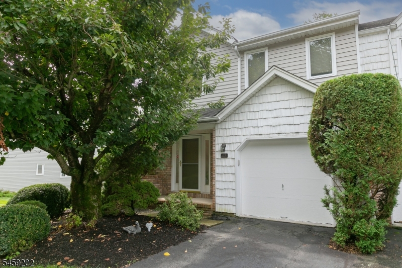 63 Averell Drive — photo