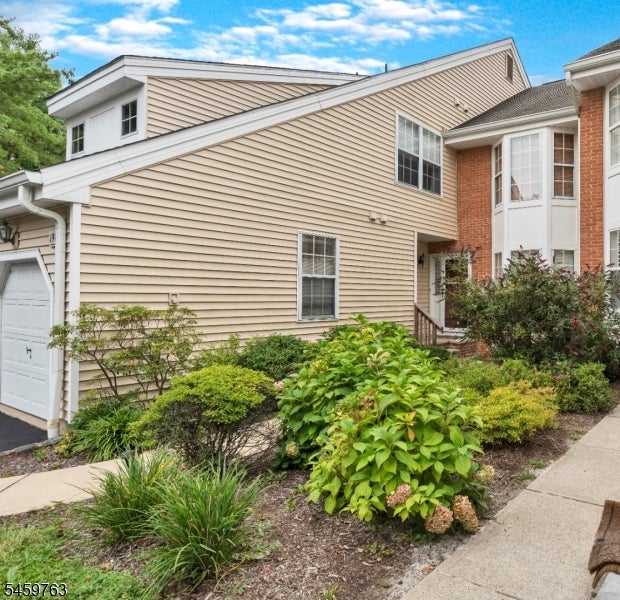 198 Zeppi Ln — photo