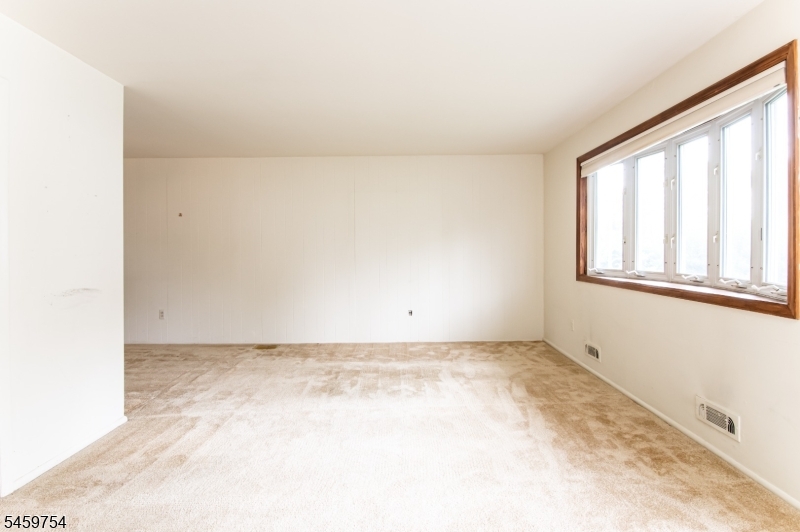 28 Overlook Drive, Oak Ridge, NJ 07438 — photo 3