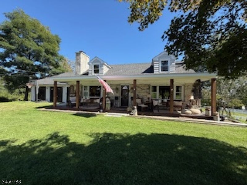 986 Fairview Lake Rd — photo