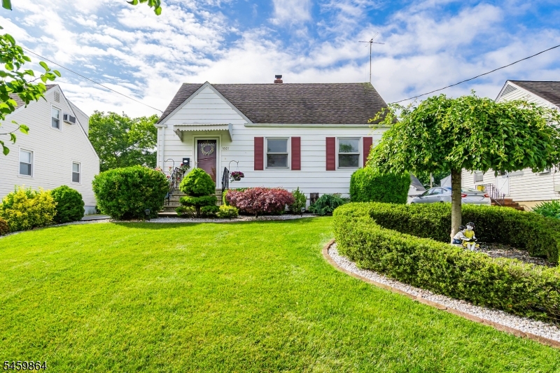 1601 raritan rd, CLARK NJ 07066 — photo 2