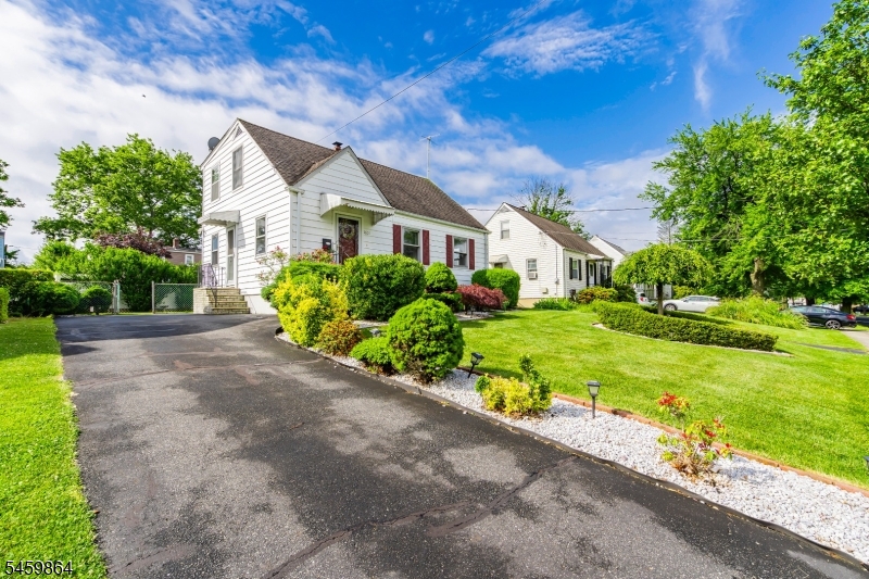 1601 raritan rd, CLARK NJ 07066 — photo 3