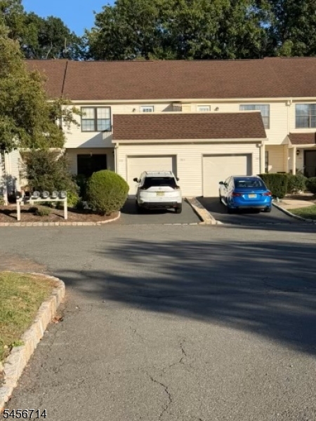 317 Jamestown Court — photo