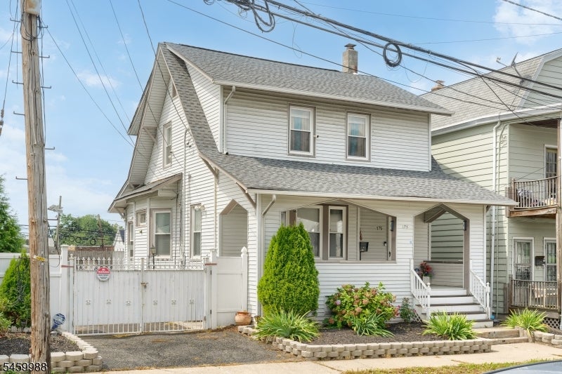 173-175 Lily St — photo