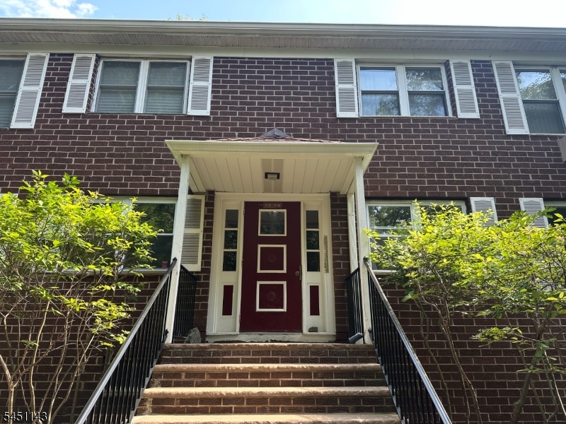 100 Pierson Miller Drive F12 — photo