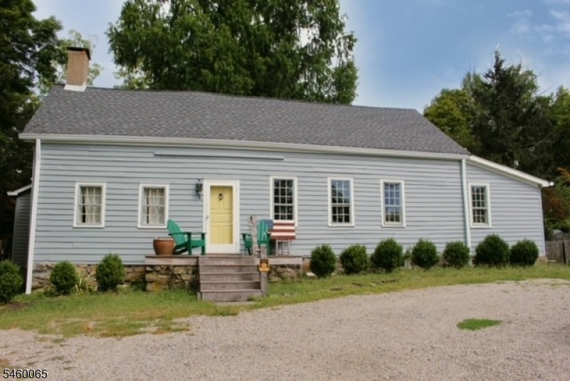 4 E Main Fron — photo