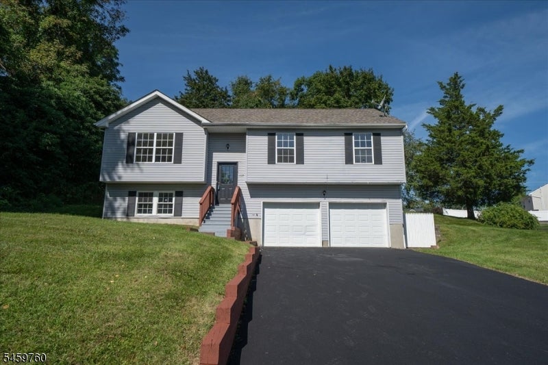 117 Hillside Dr — photo