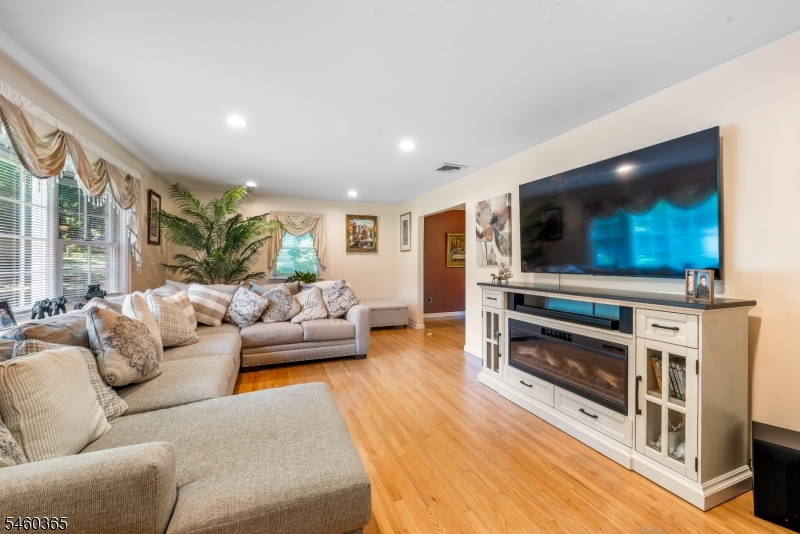 4 Harrison Road, Succasunna, NJ 07876 — photo 3
