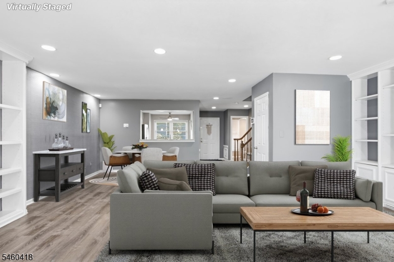 5 Heatherwood Court — photo