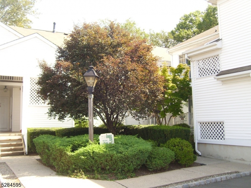 73 Smithfield Court — photo