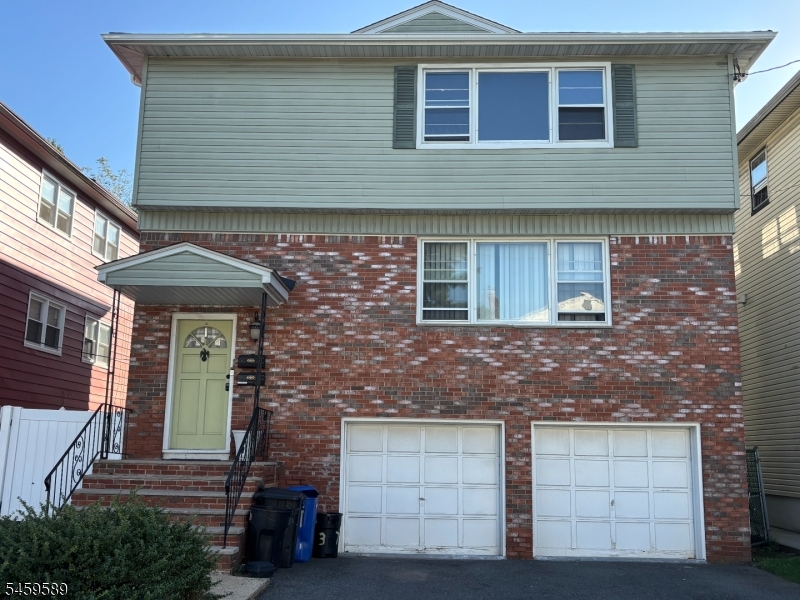 37 Young Ave 2nd Fl 2 — photo