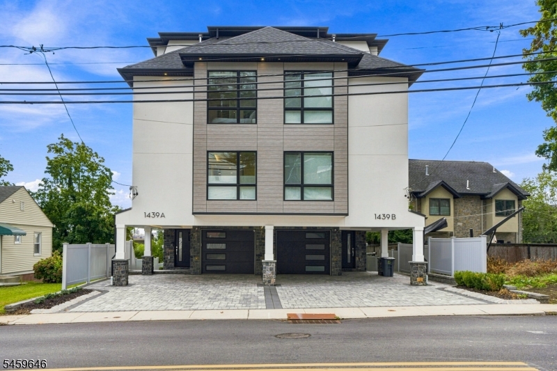 1439 River Road 1 — photo