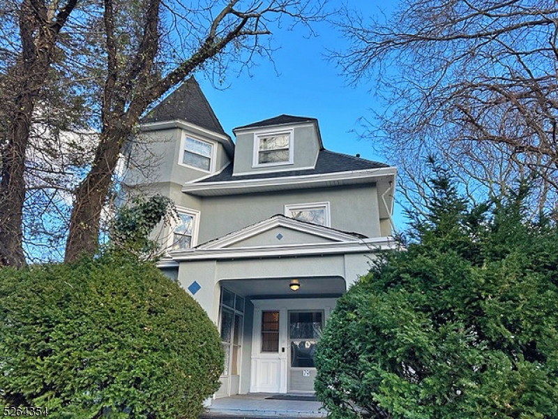 79 Valley Road B — photo
