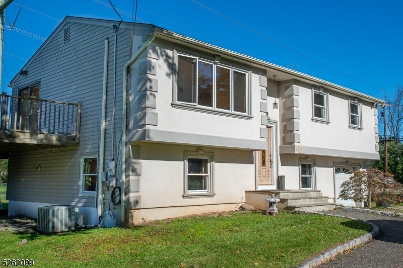 156 Overlook Ave — photo