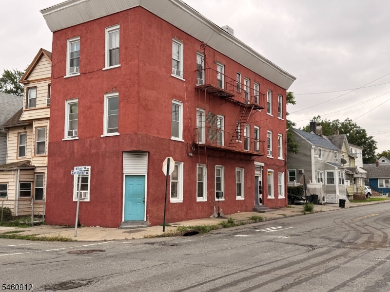 35 William Street — photo