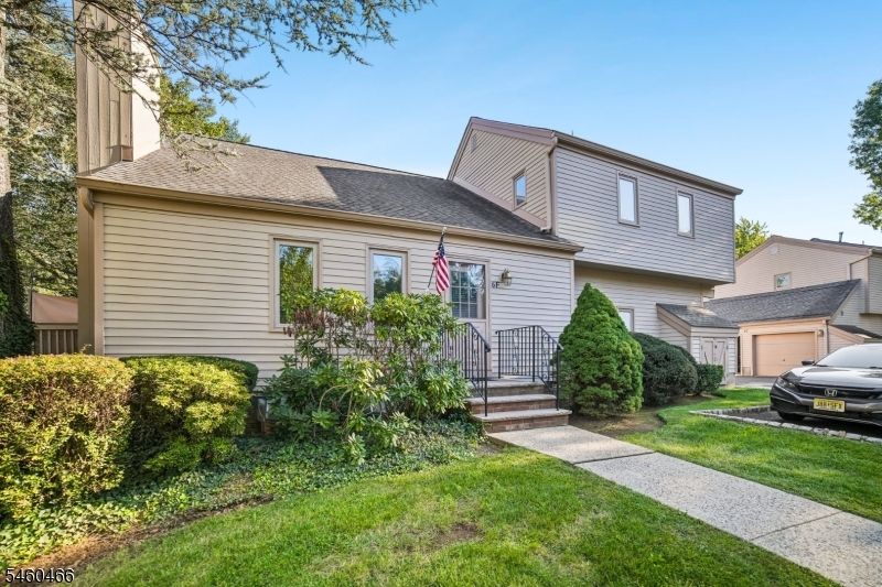 6 F Somerset Hills Court F — photo