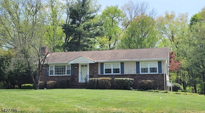 484 Stony Brook Dr — photo